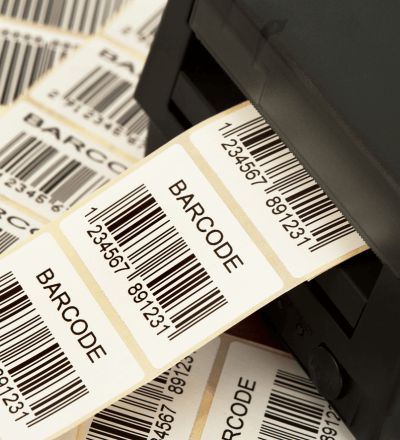 Nên chọn in tem nhãn nội bộ hay thuê ngoài